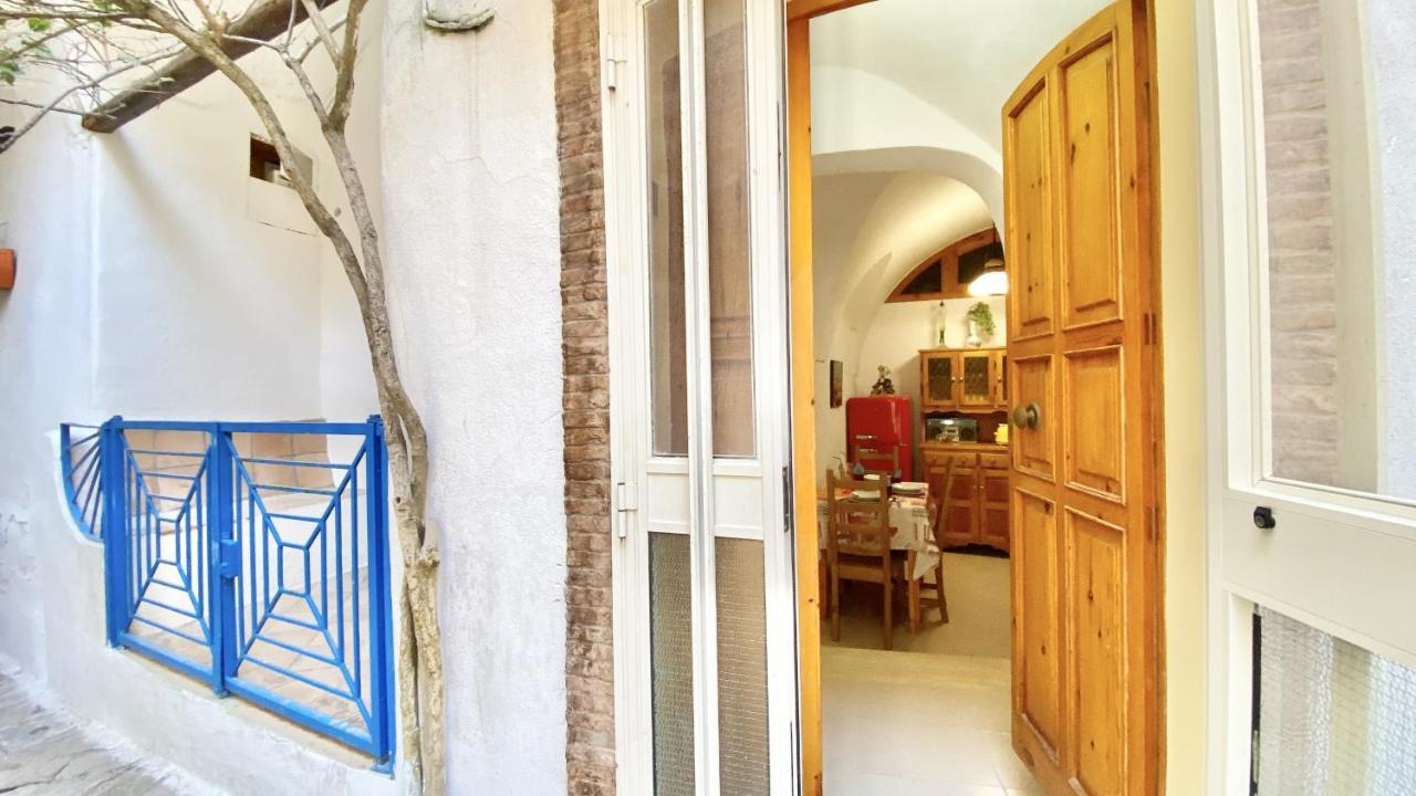 Holidaycasa Jerry Sperlonga Buitenkant foto
